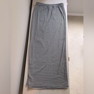 Midi skirt